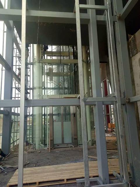 地鐵3號線玻璃隔斷安裝